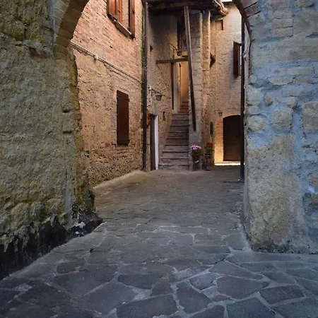 Magione Fagnola * Lugagnano Val d'Arda